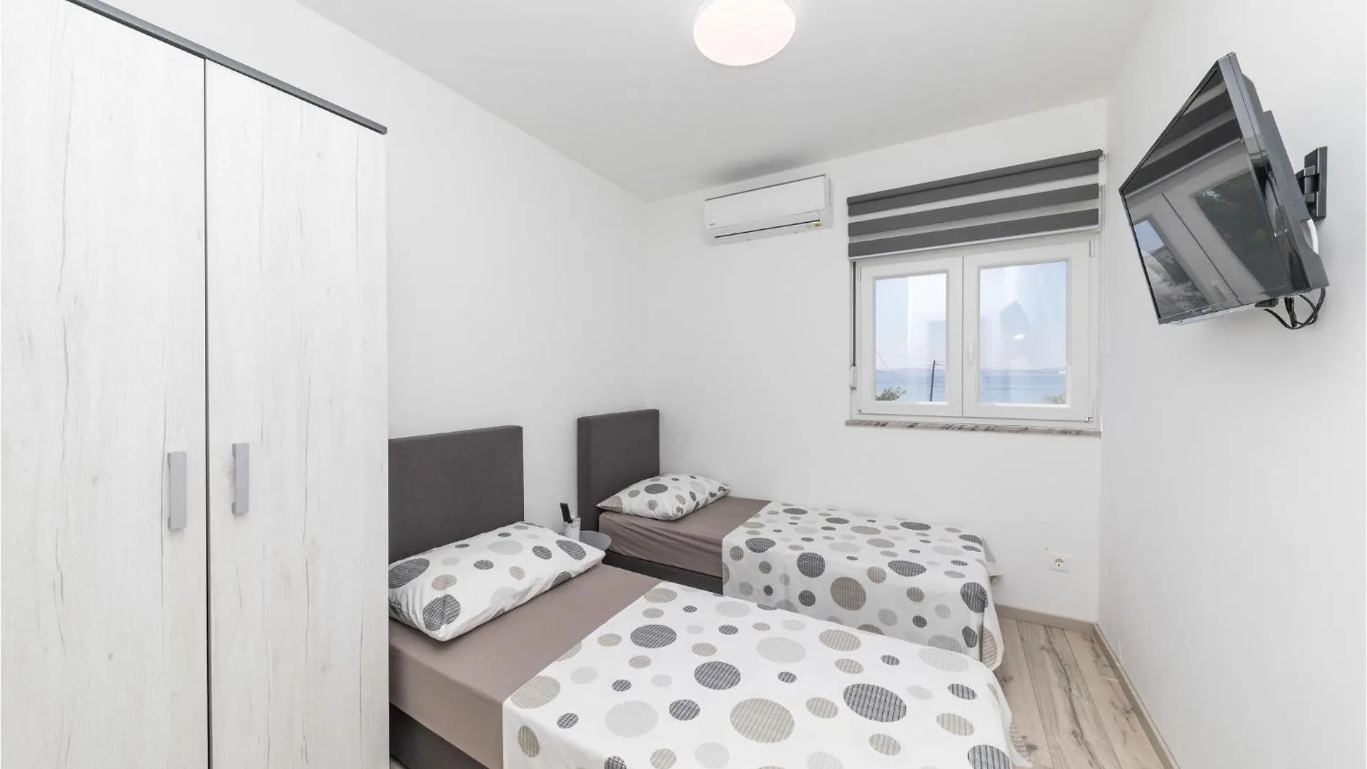Holiday home 4 Bedroom Lovely Home In Kastel Kambelovac Kastela Croatia